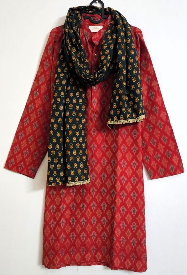 Parimal EcoHub | Cotton Stole | Ajrakh Print | Naturally Dyed Shades of Green and Yellow Color | Buti Pattern | Cream Lace | - Image 9