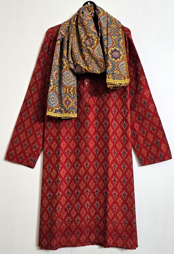 Parimal EcoHub | Cotton Stole | Ajrakh Print | Naturally Dyed Shades of Yellow and Red Color | Geometric Pattern | Yellow Lace - Image 5