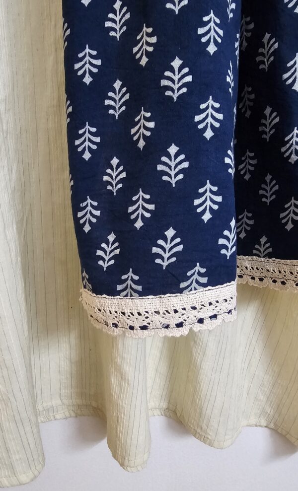 Parimal EcoHub | Cotton Stole | Ajrakh Print | Naturally Dyed Shades of Blue | Buti Pattern | Cream Lace - Image 11