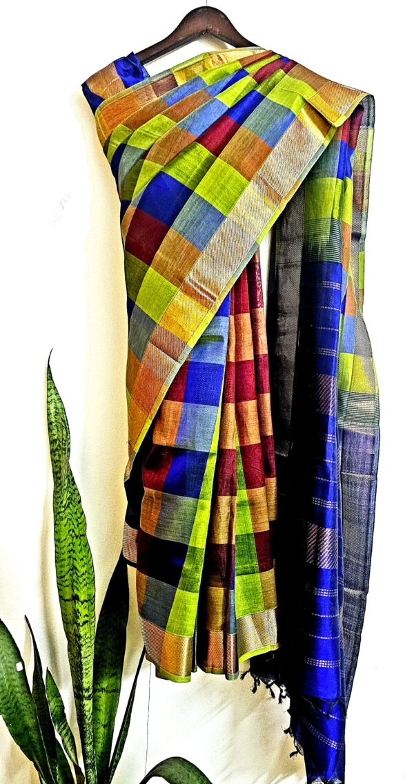 Cotton blended with raw Silk, Madras chequered Handloom saree with Golden Zari border-Green Blue
