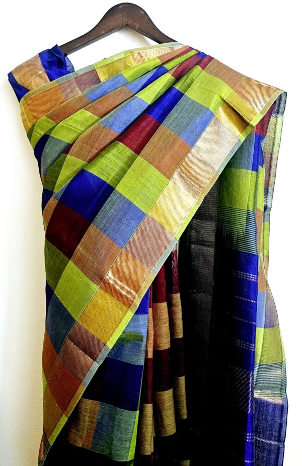 Cotton blended with raw Silk, Madras chequered Handloom saree with Golden Zari border-Green Blue - Image 10