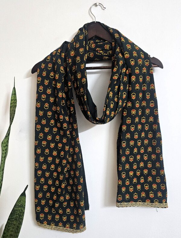 Parimal EcoHub | Cotton Stole | Ajrakh Print | Naturally Dyed Shades of Green and Yellow Color | Buti Pattern | Cream Lace | - Image 2