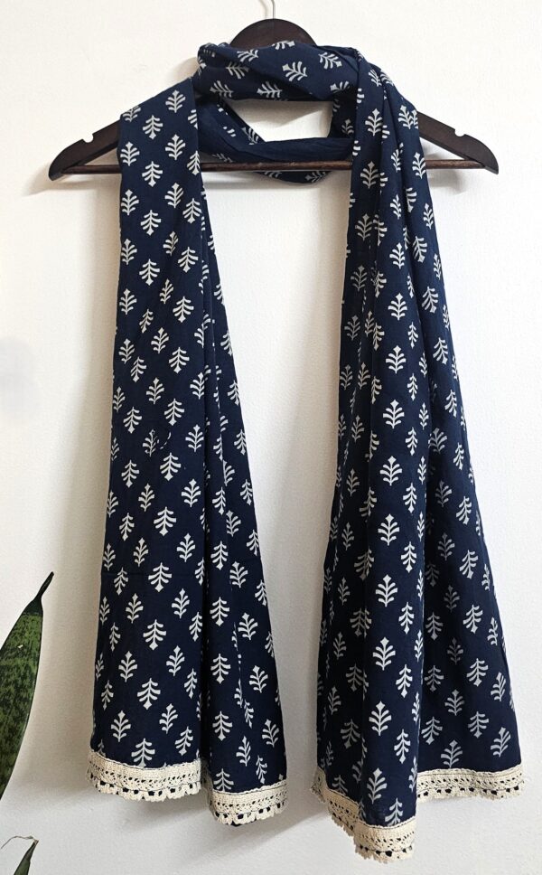 Parimal EcoHub | Cotton Stole | Ajrakh Print | Naturally Dyed Shades of Blue | Buti Pattern | Cream Lace