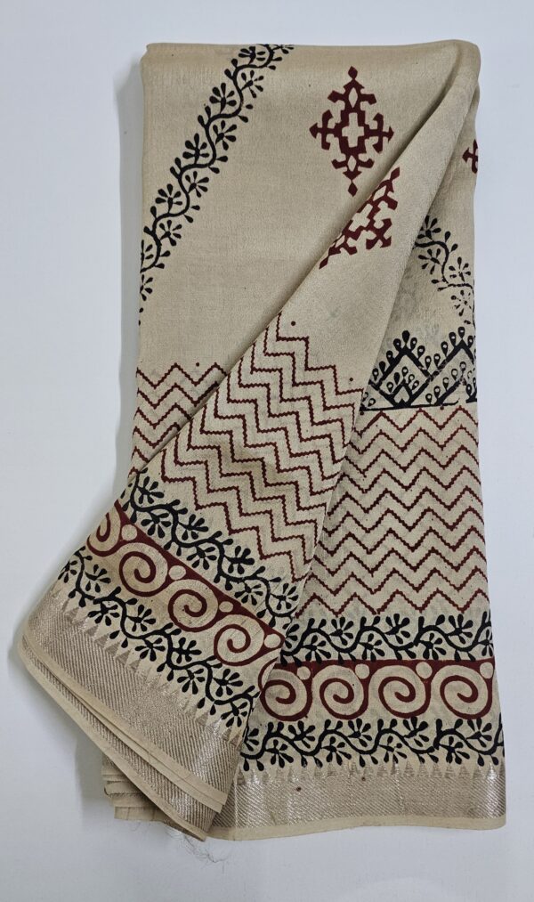 Saree | Handloom-Mangalgiri | Naturally Dyed | Hand Block Printed | Zig-Zag Pattern with Vine Design